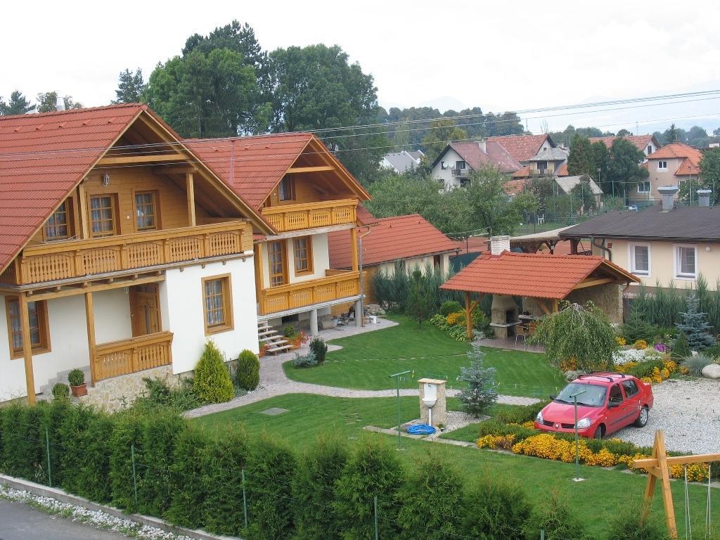 Готель Privat Alenka Ліптовський Мікулаш Екстер'єр фото